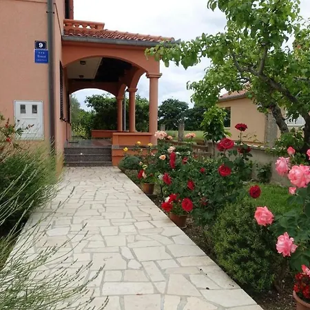 Apartament Lea Patrik Mara Nin