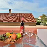 Lea Patrik Mara Apartman Nin