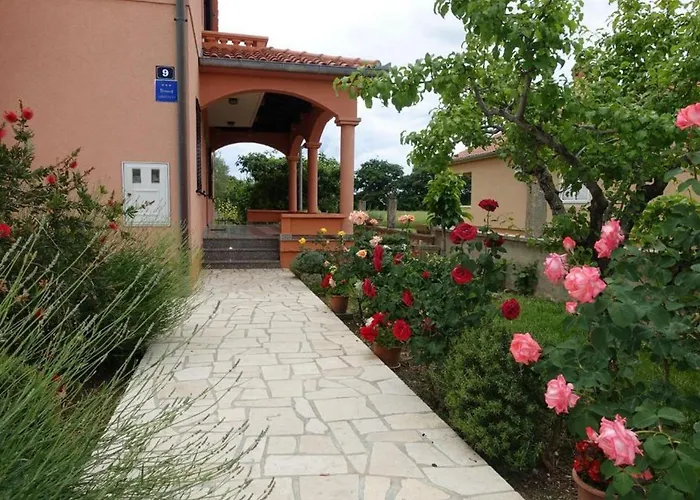 Appartement Lea Patrik Mara Nin